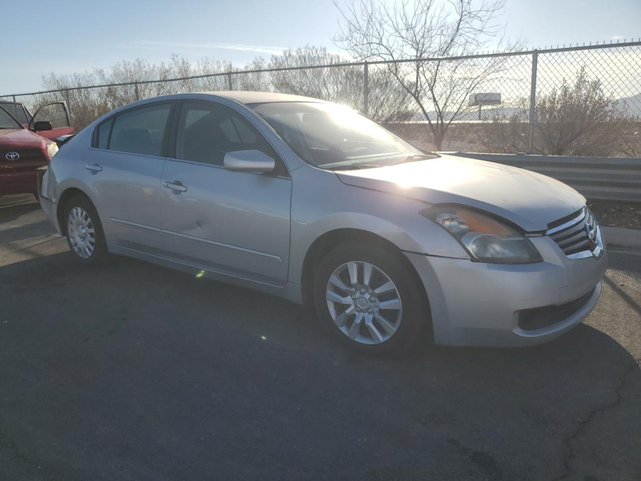 2009 Nissan Altima - Image 4