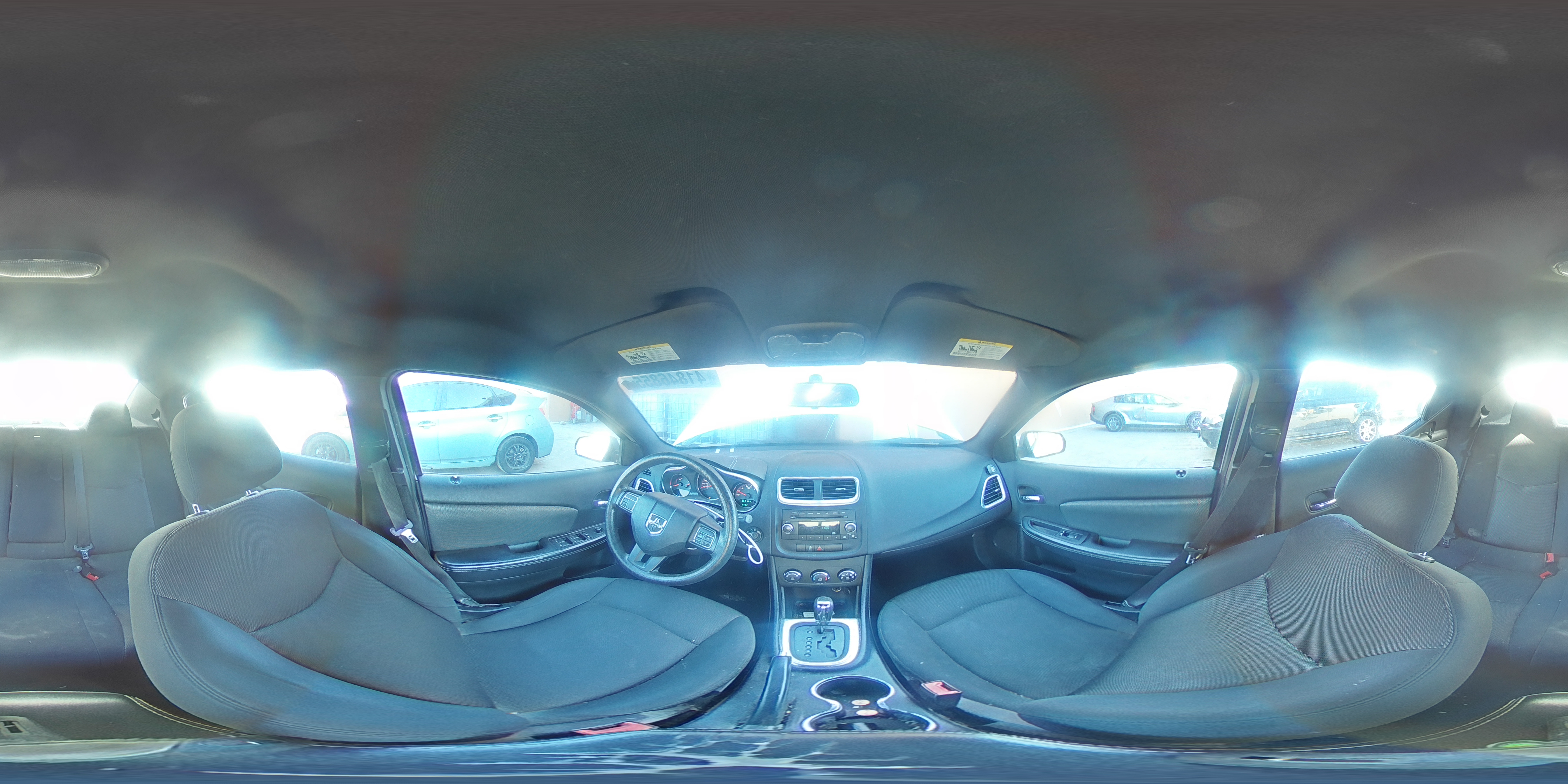 2013 Dodge Avenger - Image 13