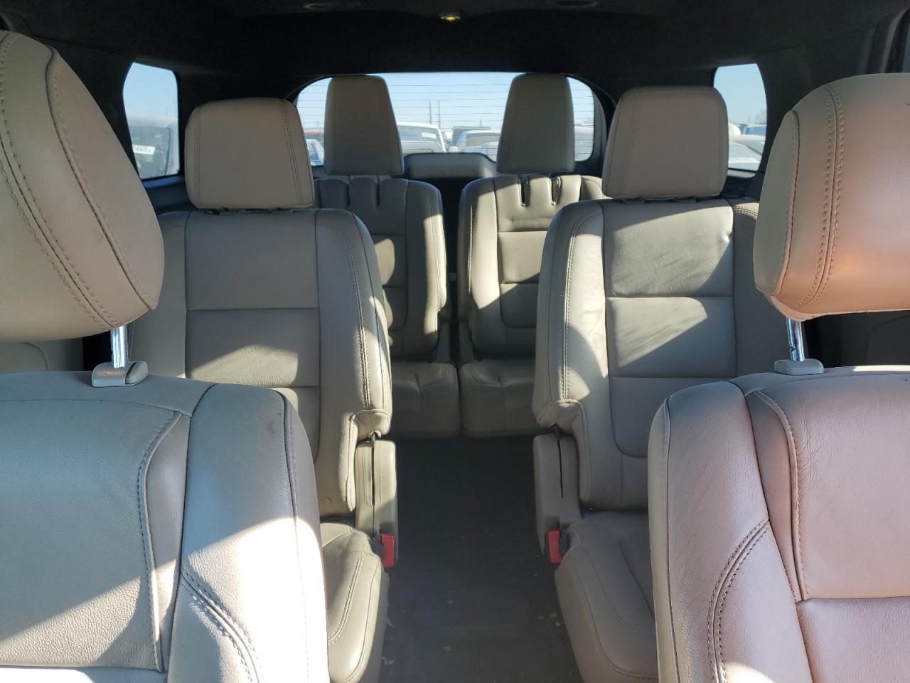2013 Ford Explorer - Image 10