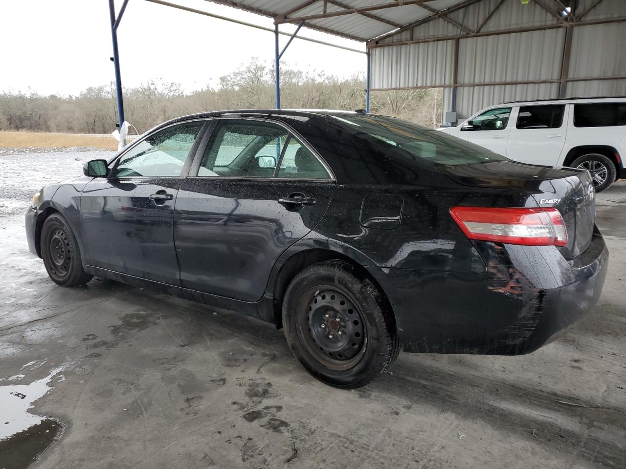 2011 Toyota Camry - Image 2