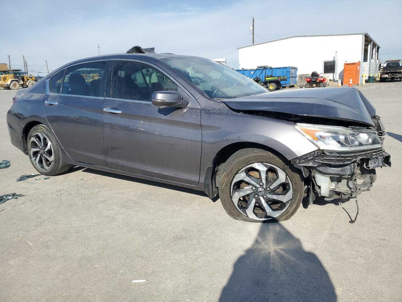 VIN 1HGCR2F86HA028257 2017 HONDA ACCORD no.4