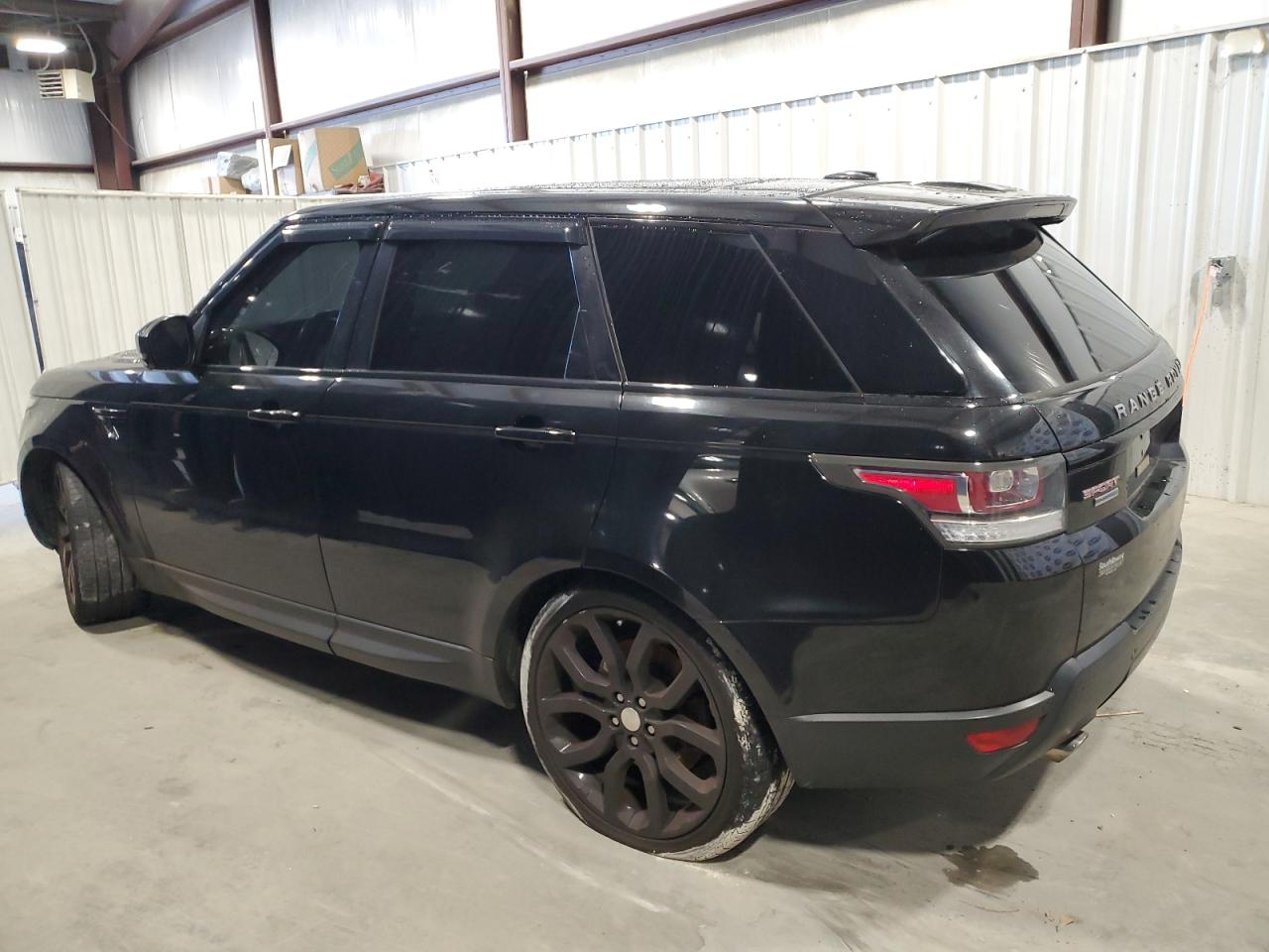 2014 Land Rover Range Rover - Image 2