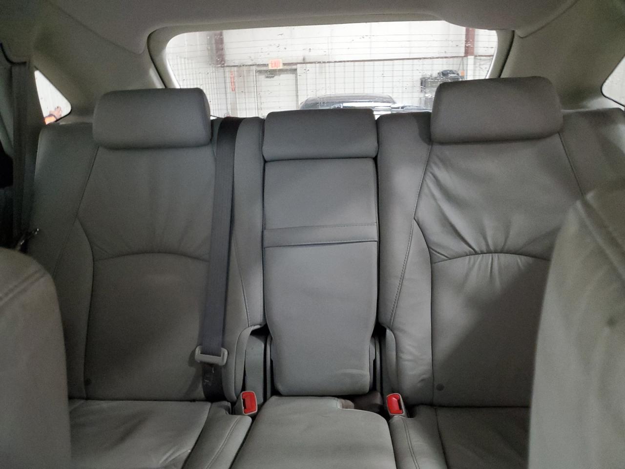 2009 Lexus RX - Image 10