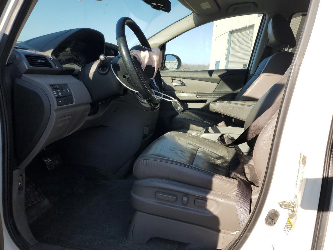 2015 Honda Odyssey - Image 7
