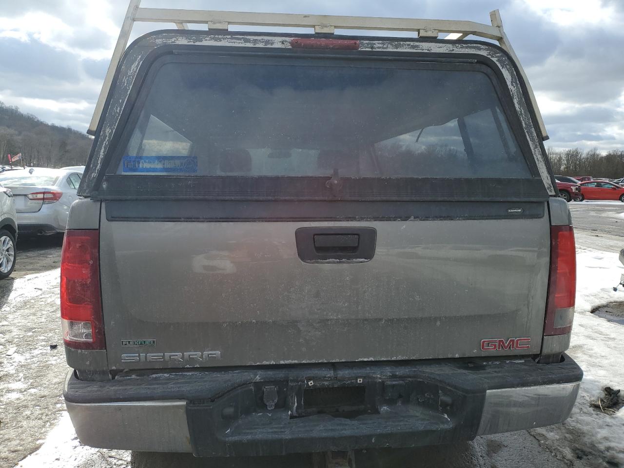 2012 GMC Sierra - Image 10