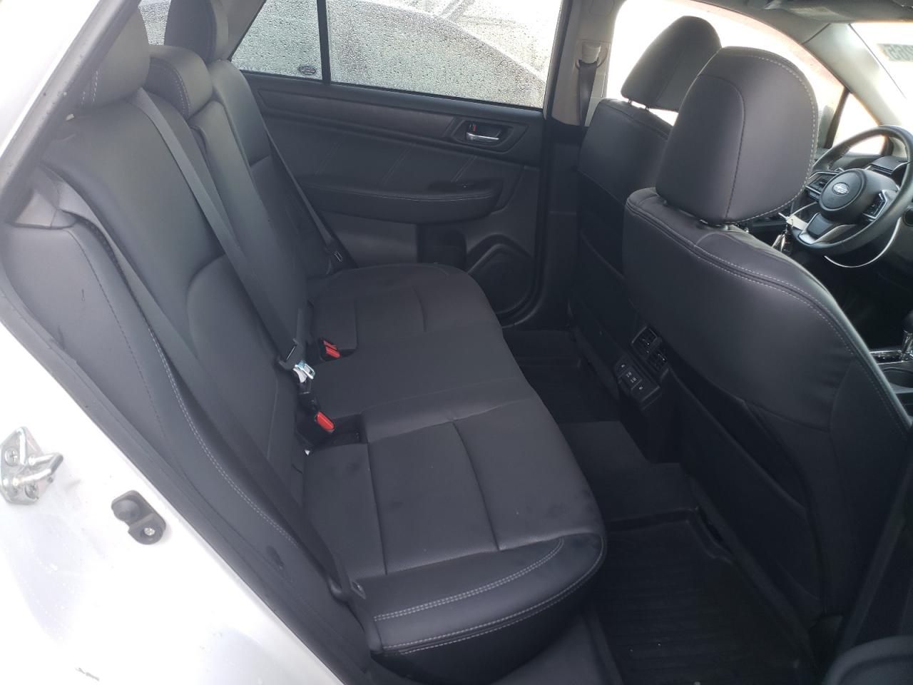2019 Subaru Outback - Image 10