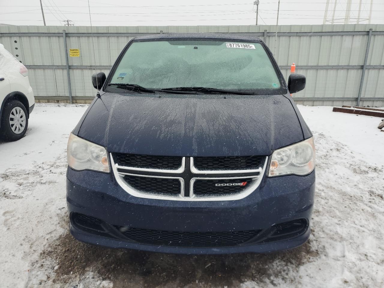2014 Dodge Caravan - Image 5