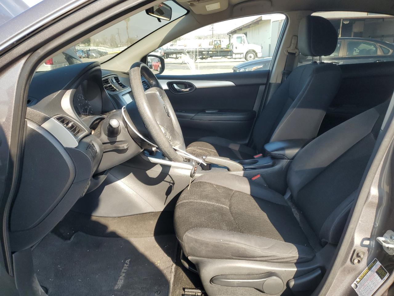 2016 Nissan Sentra - Image 7
