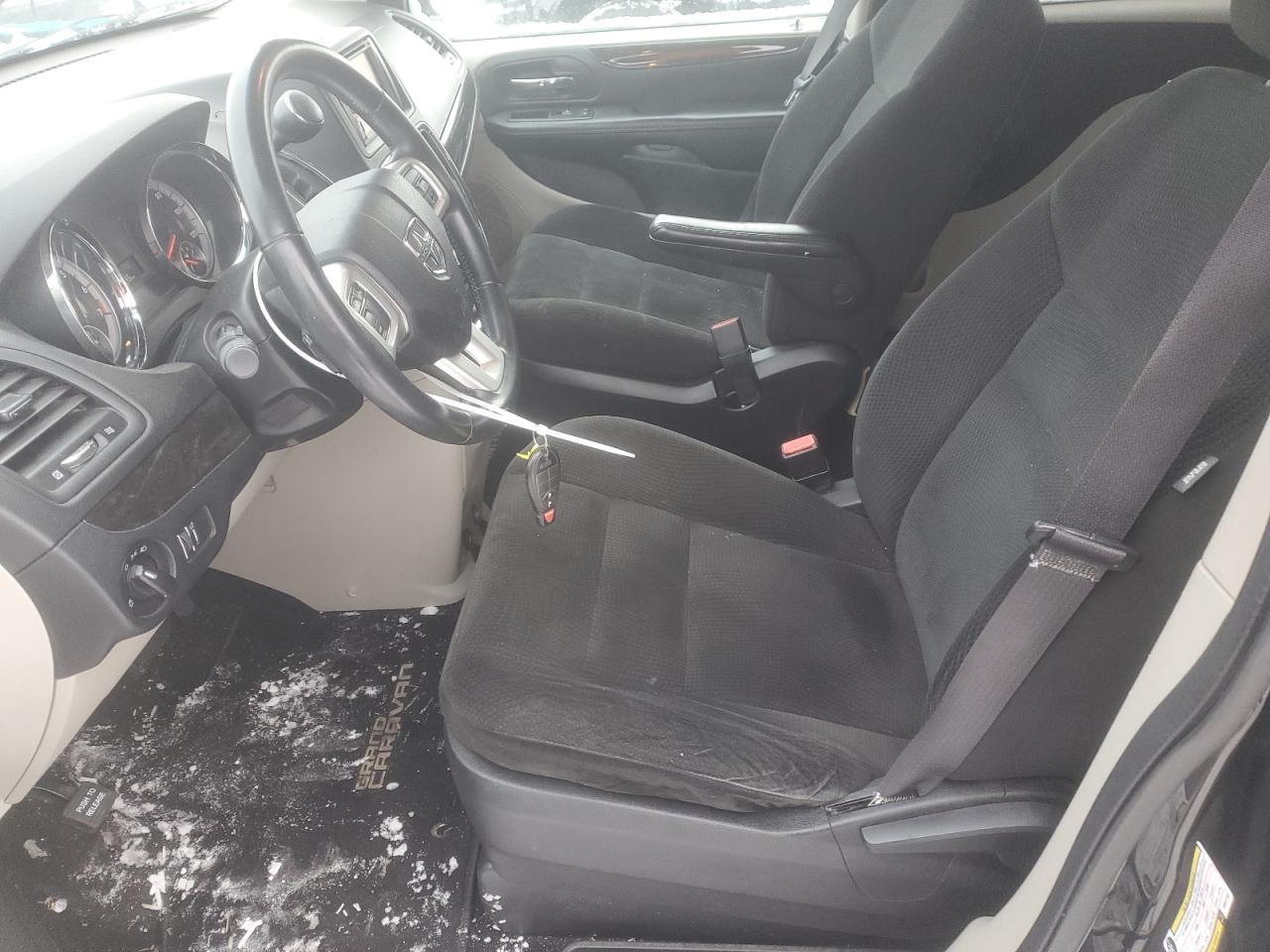 2017 Dodge Caravan - Image 7