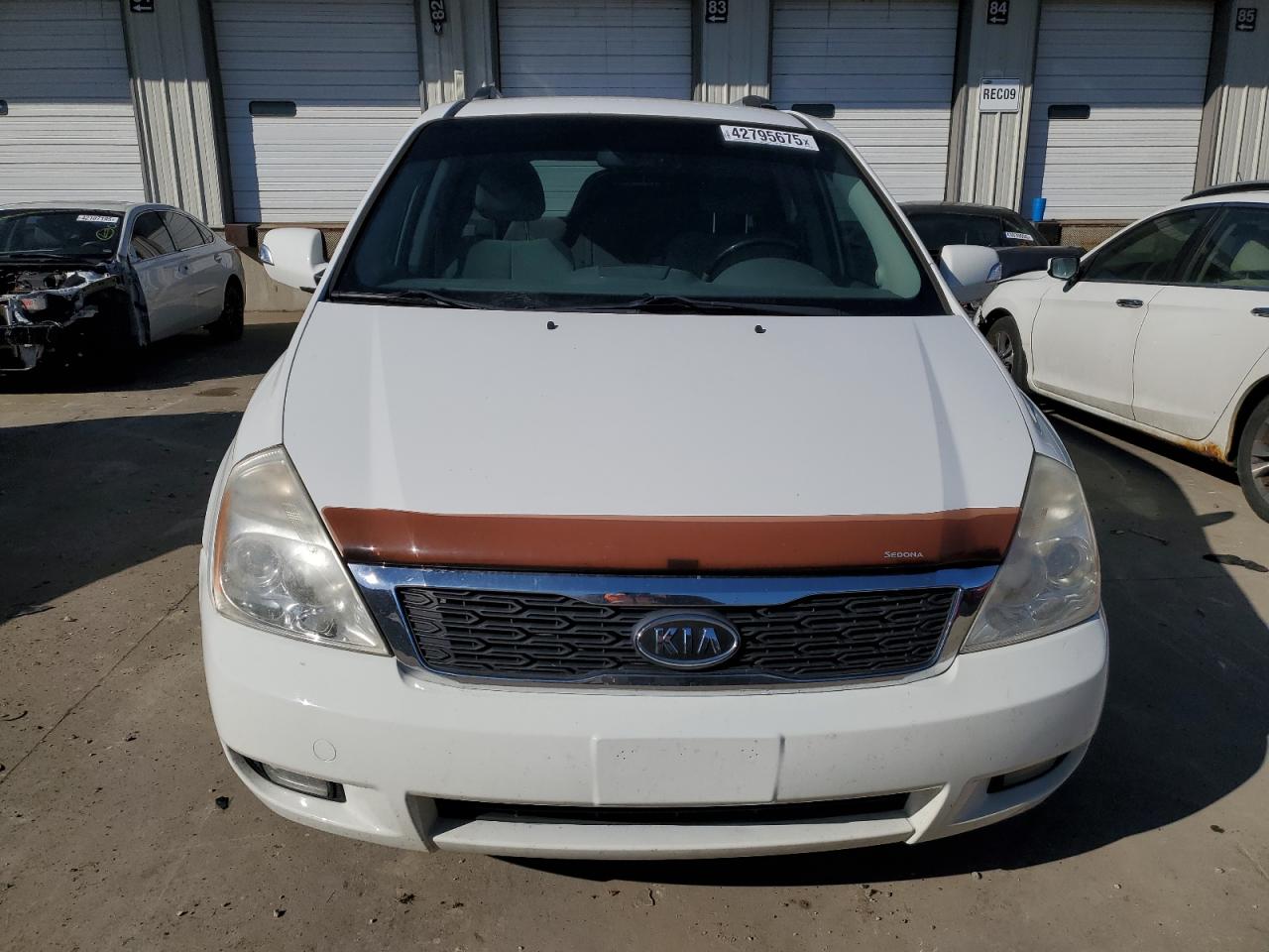 2012 Kia Sedona - Image 5