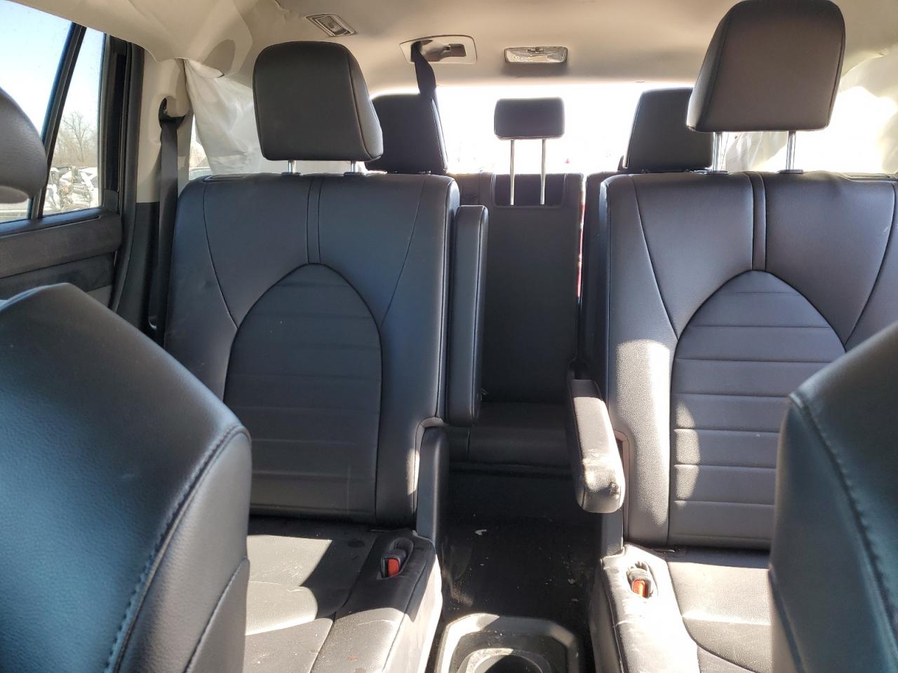 2022 Toyota Highlander - Image 10