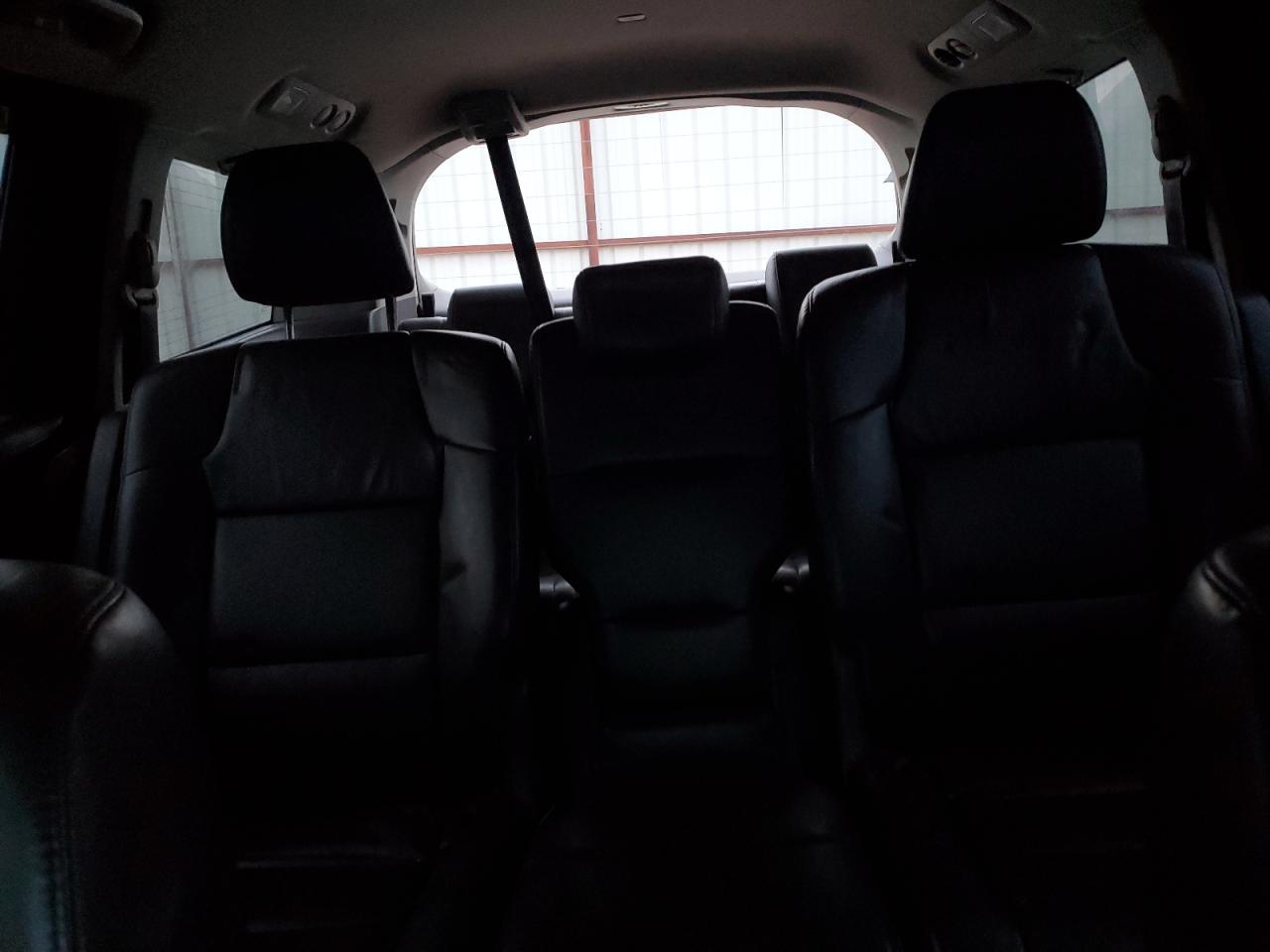 2012 Honda Odyssey - Image 10