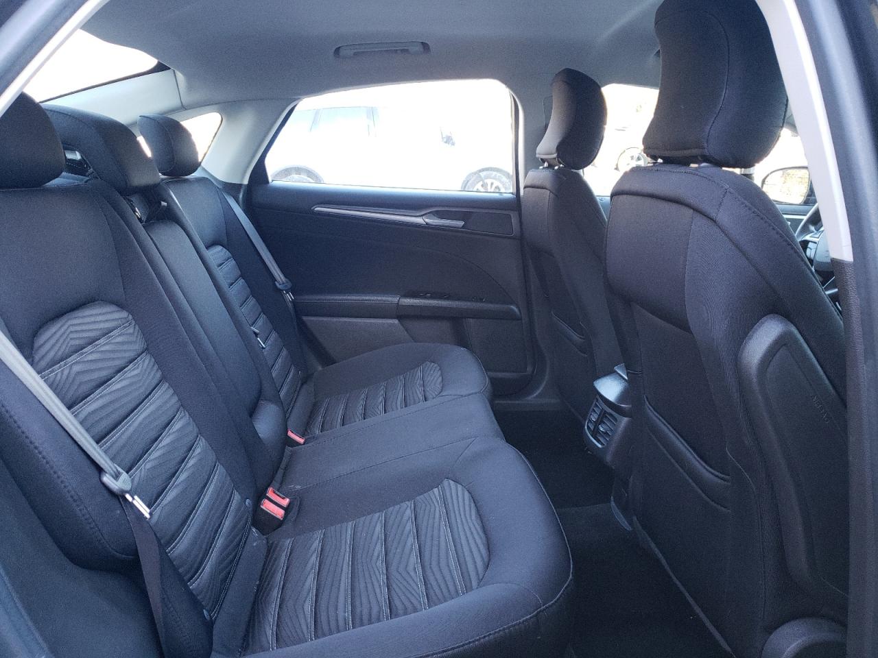 2016 Ford Fusion - Image 10