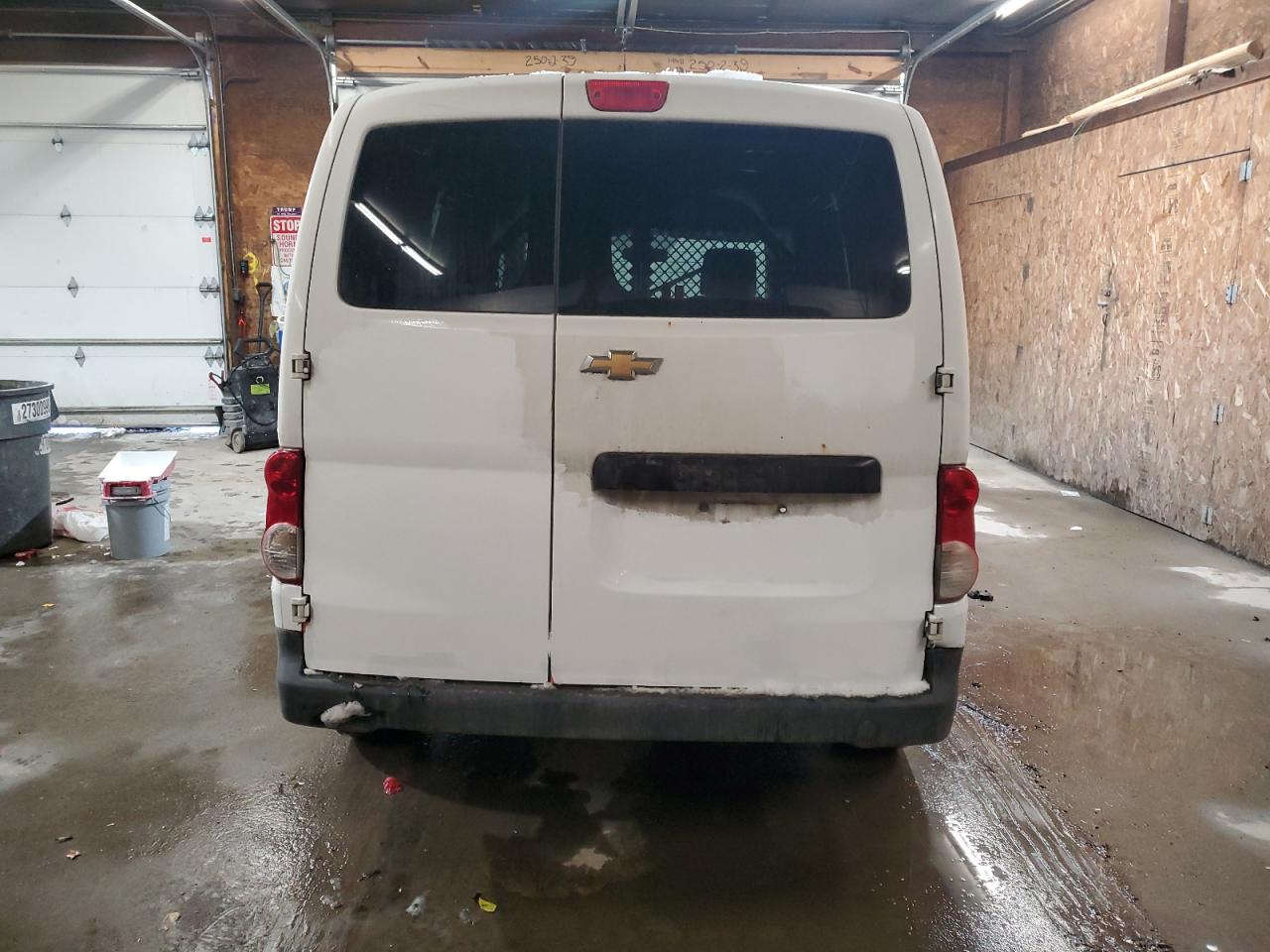 2015 Chevrolet Express - Image 6