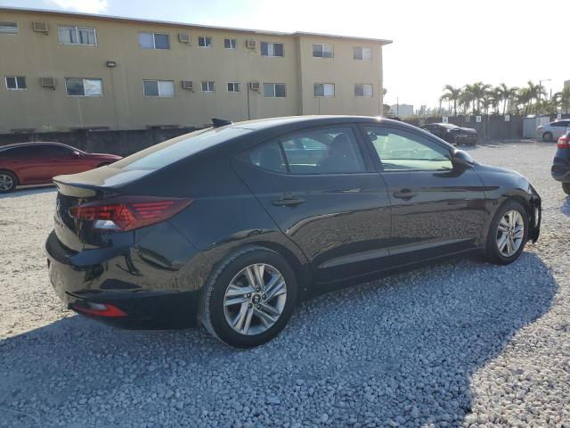  HYUNDAI ELANTRA 2019 Серый