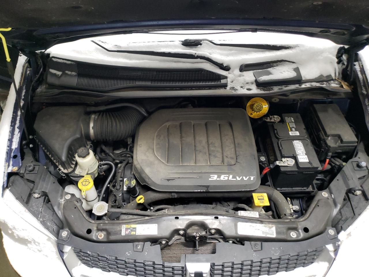 2016 Dodge Caravan - Image 11