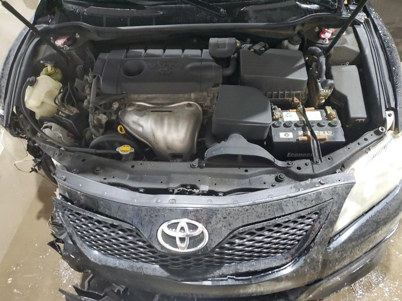 2011 Toyota Camry - Image 11