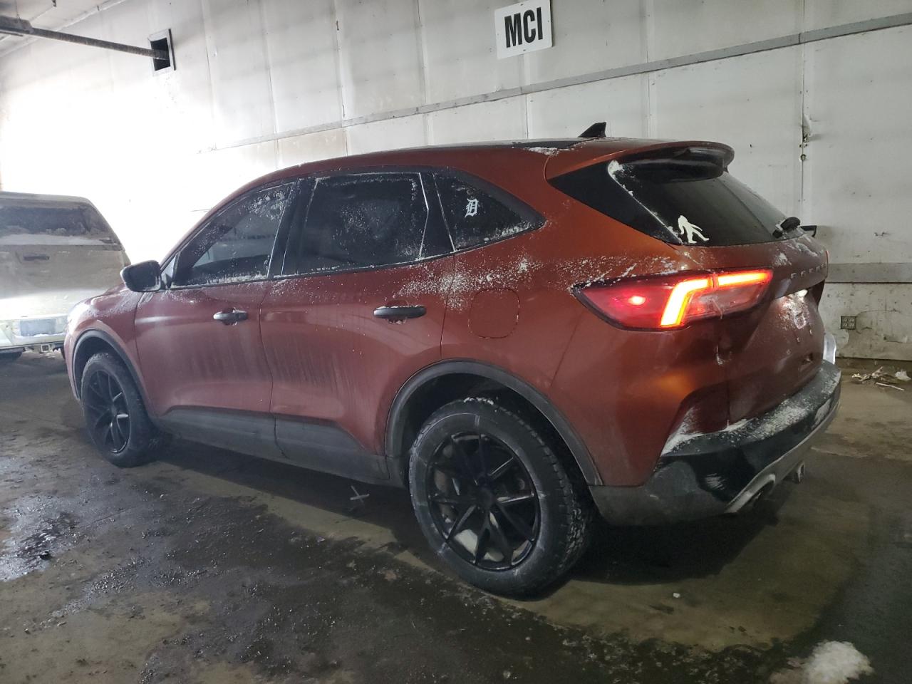 2020 Ford Escape - Image 2