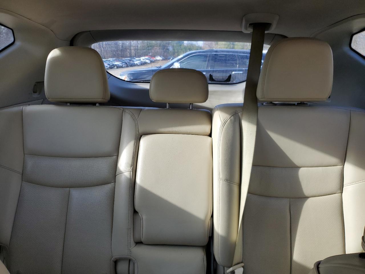 2018 Nissan Murano - Image 10