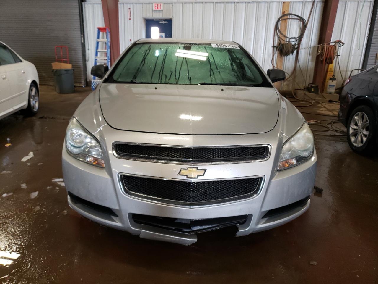2010 Chevrolet Malibu - Image 5