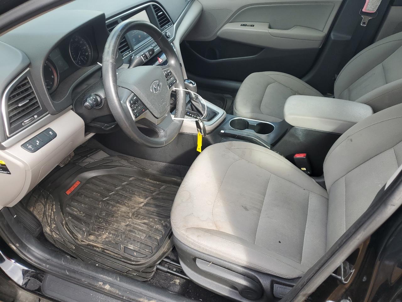 2018 Hyundai Elantra - Image 7