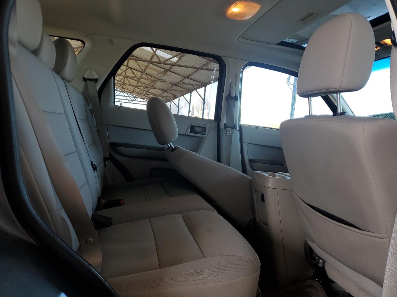 2012 Ford Escape - Image 11