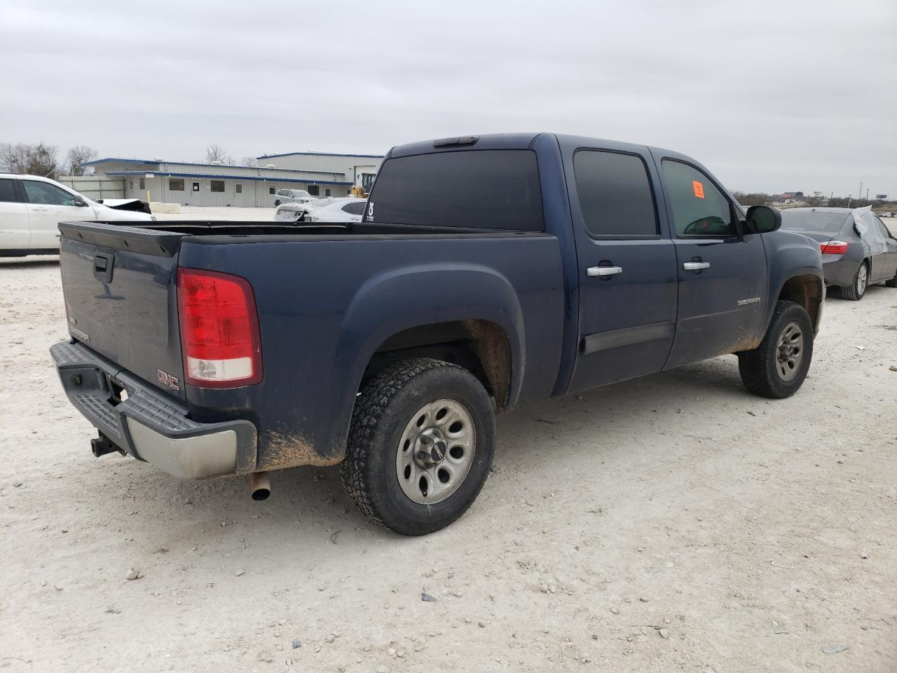 2010 GMC Sierra - Image 3