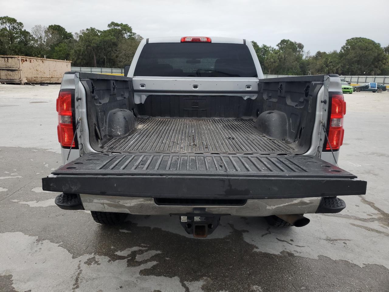 2015 GMC Sierra - Image 6
