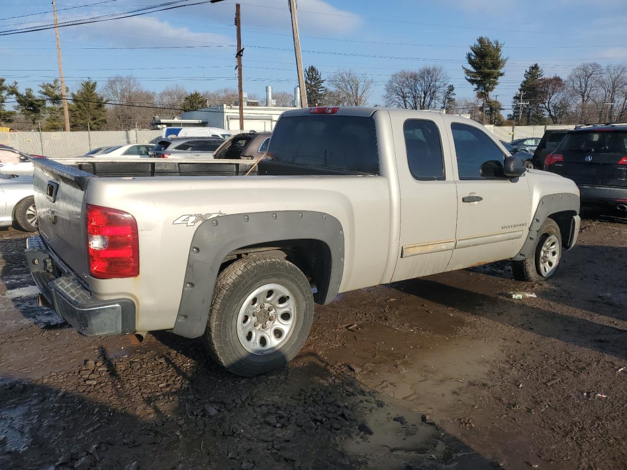 2009 Chevrolet Silverado - Image 3