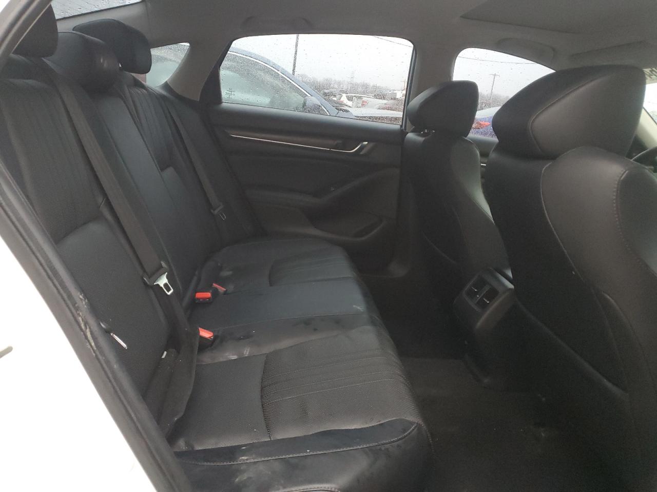 2018 Honda Accord - Image 10