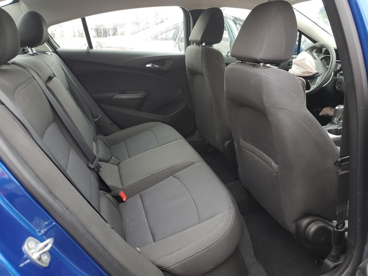 2018 Chevrolet Cruze - Image 10