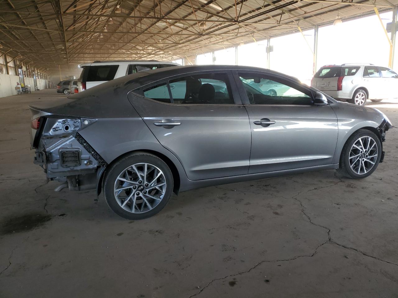 2020 Hyundai Elantra - Image 3