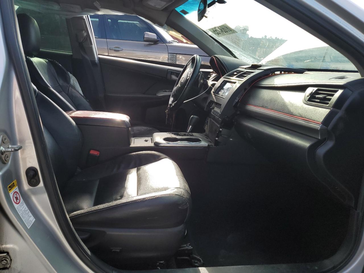 2014 Toyota Camry - Image 7