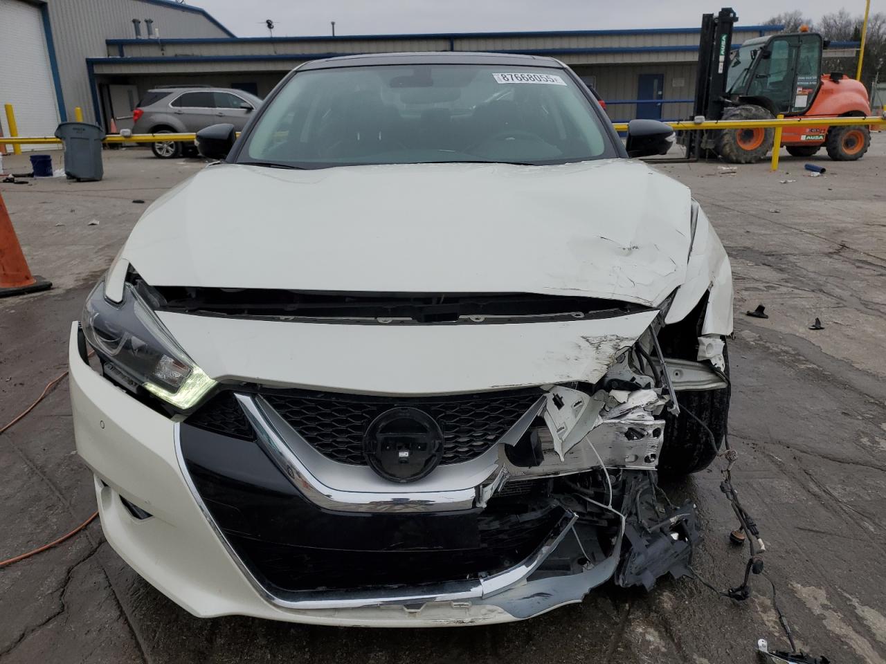 2017 Nissan Maxima - Image 5