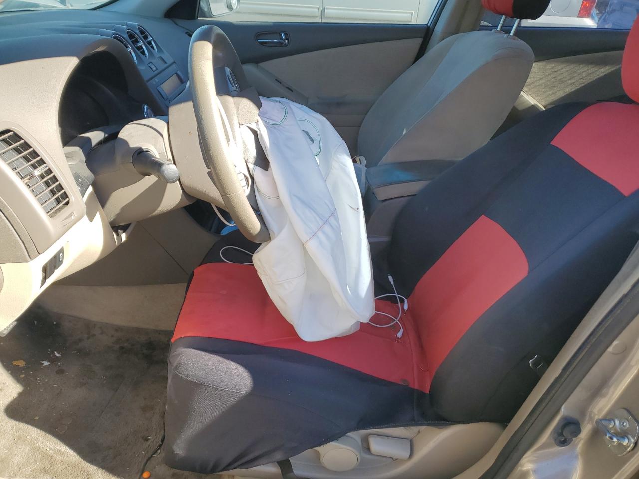 2012 Nissan Altima - Image 7