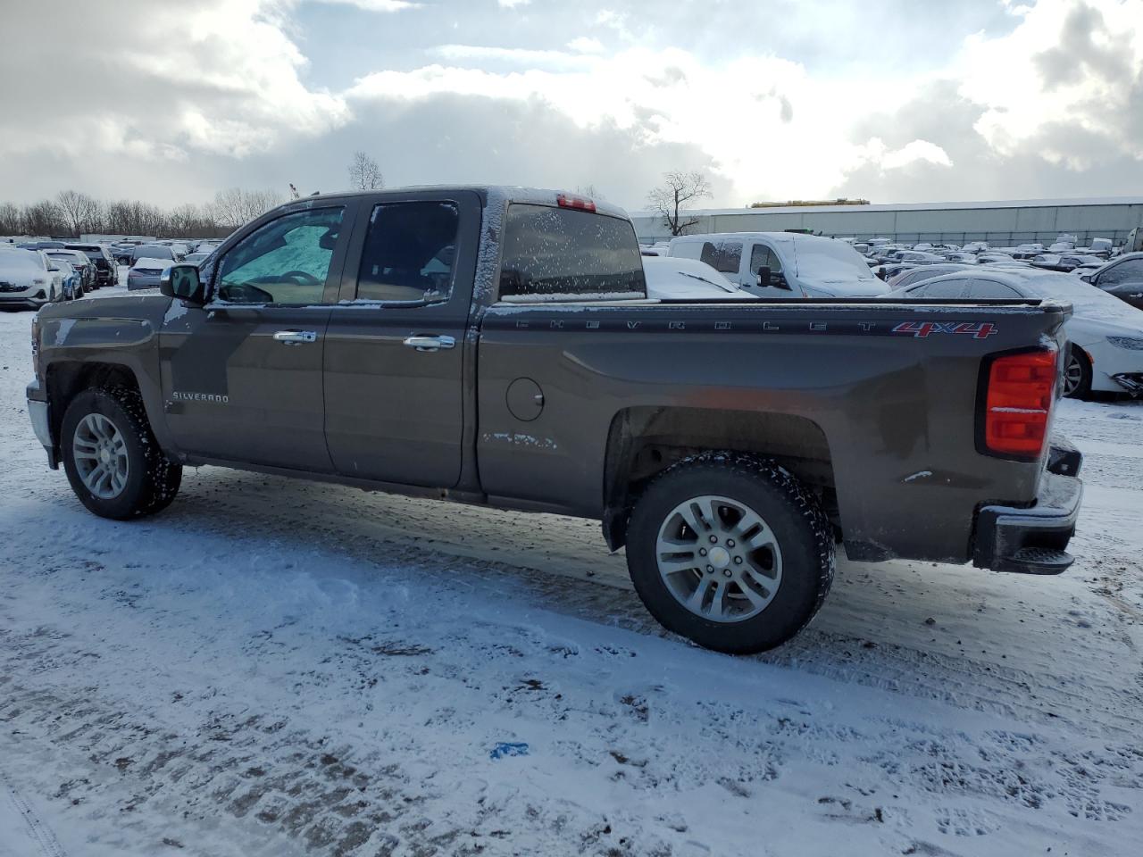 2014 Chevrolet Silverado - Image 2