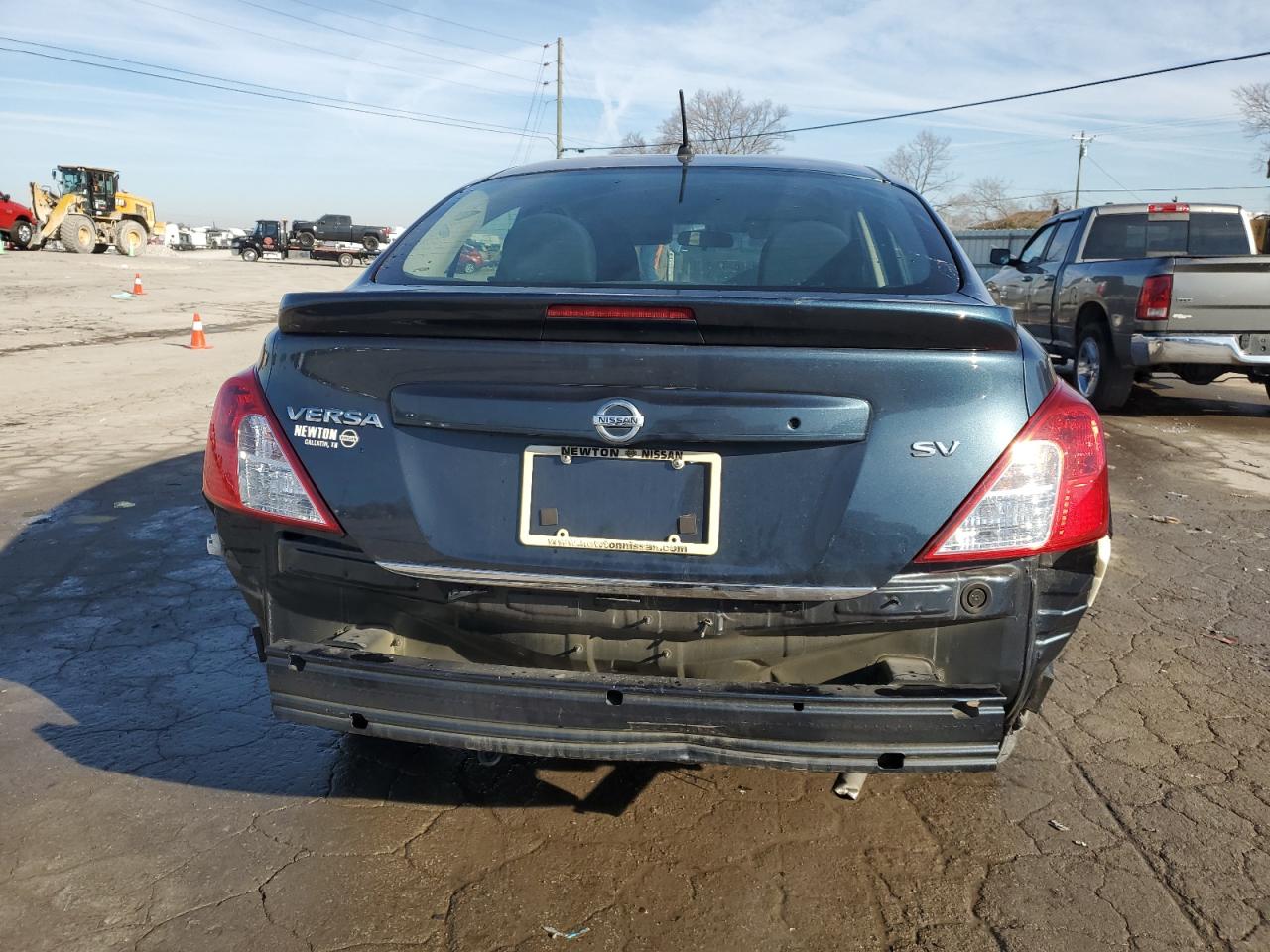 2017 Nissan Versa - Image 6