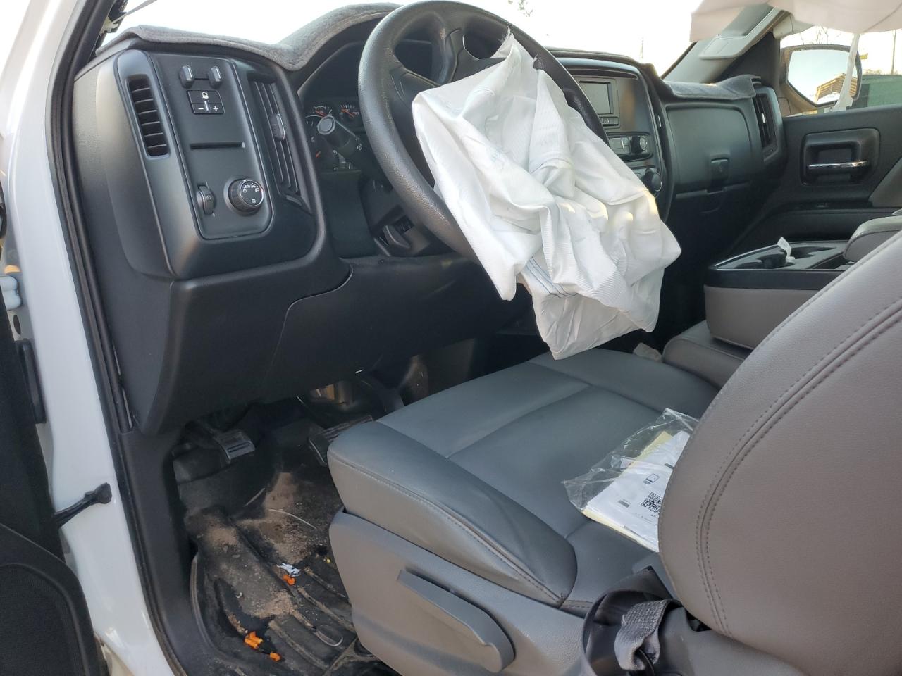 2016 GMC Sierra - Image 8