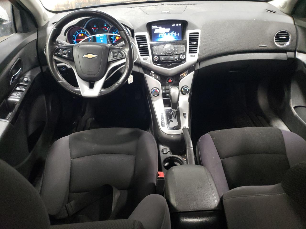 2013 Chevrolet Cruze - Image 8