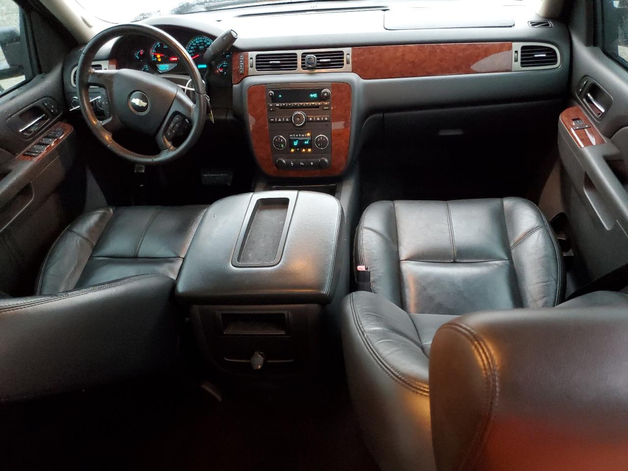 2010 Chevrolet Silverado - Image 8