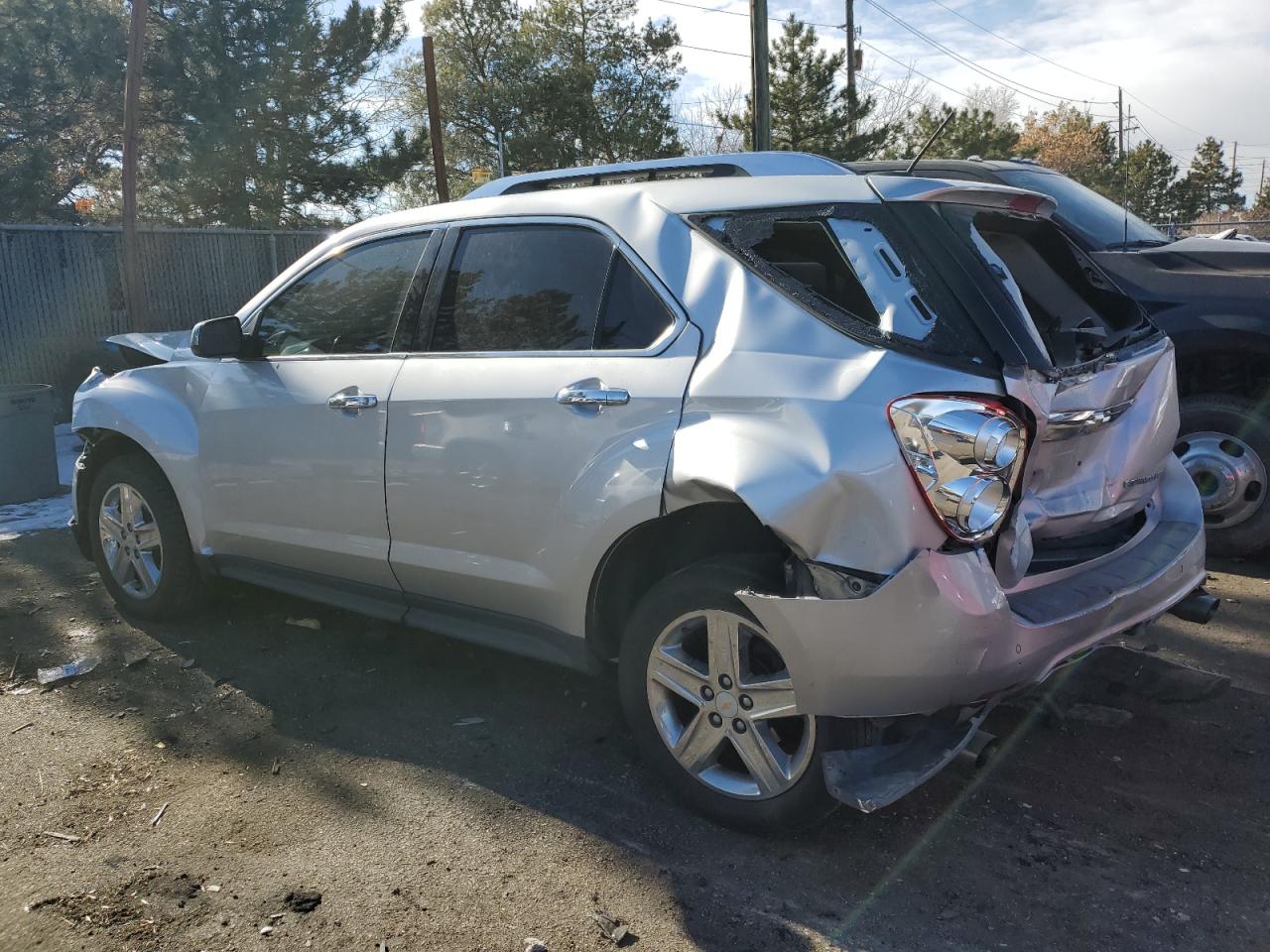 2015 Chevrolet Equinox - Image 2