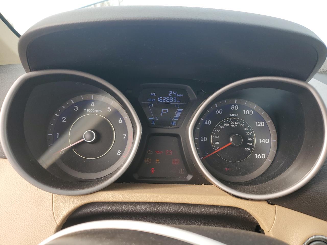2011 Hyundai Elantra - Image 9