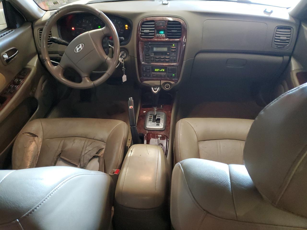 2005 Hyundai Sonata - Image 8