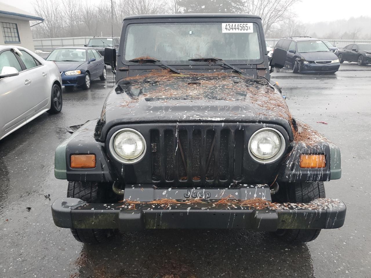 1998 Jeep Wrangler - Image 5