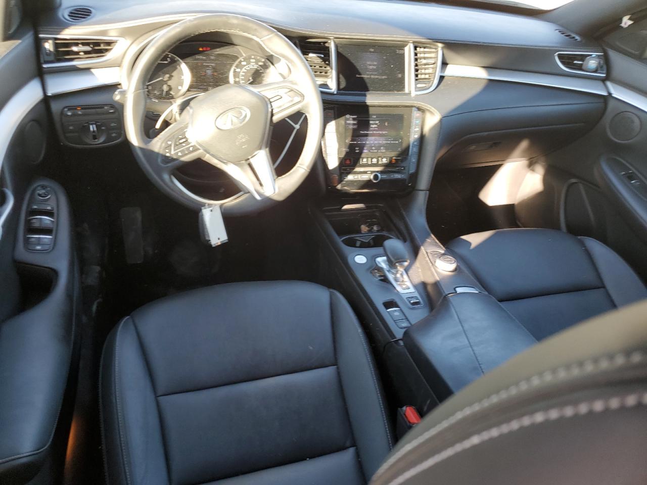 2021 Infiniti QX50 - Image 8