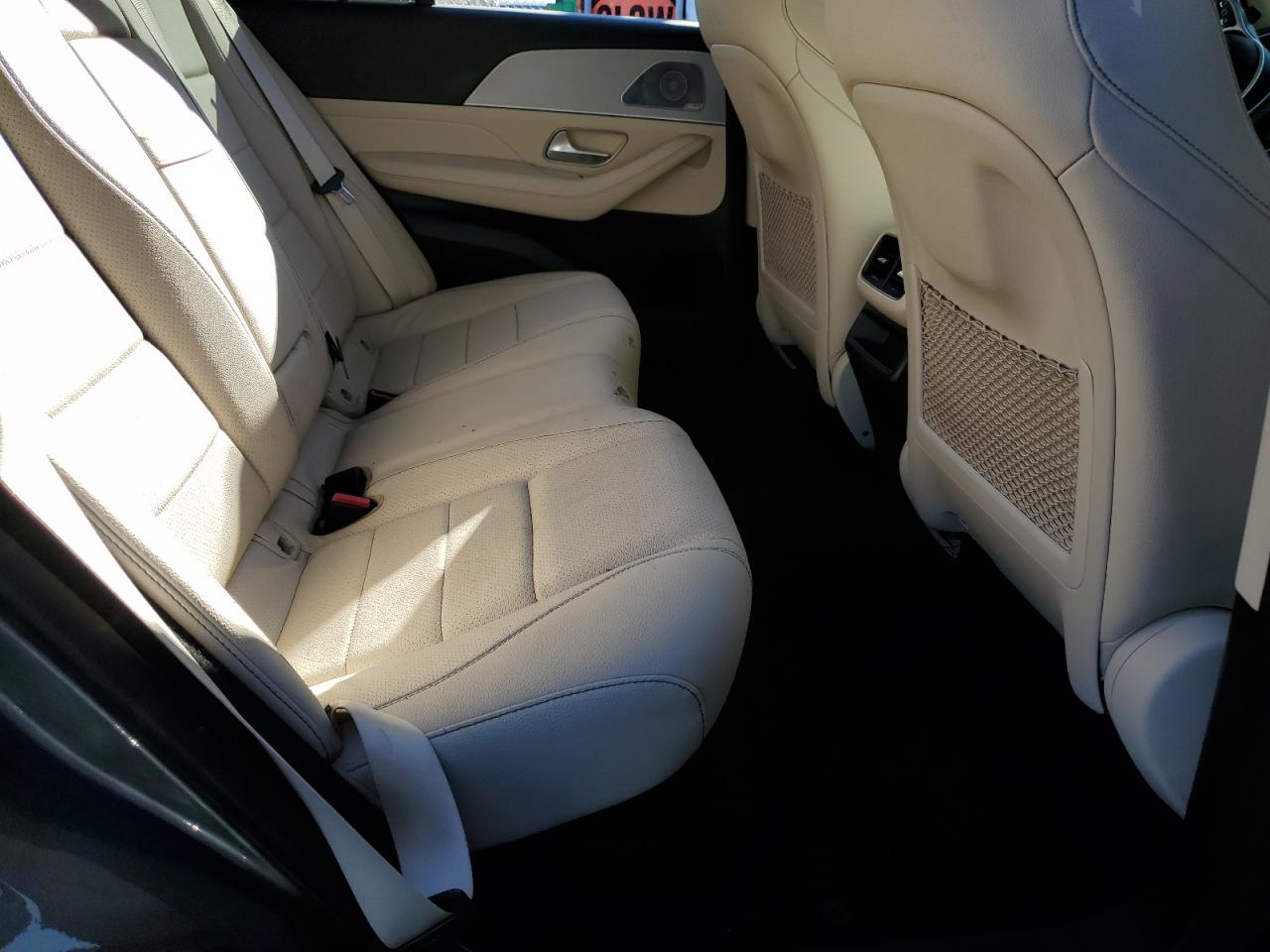 2021 Mercedes-Benz GLE - Image 11