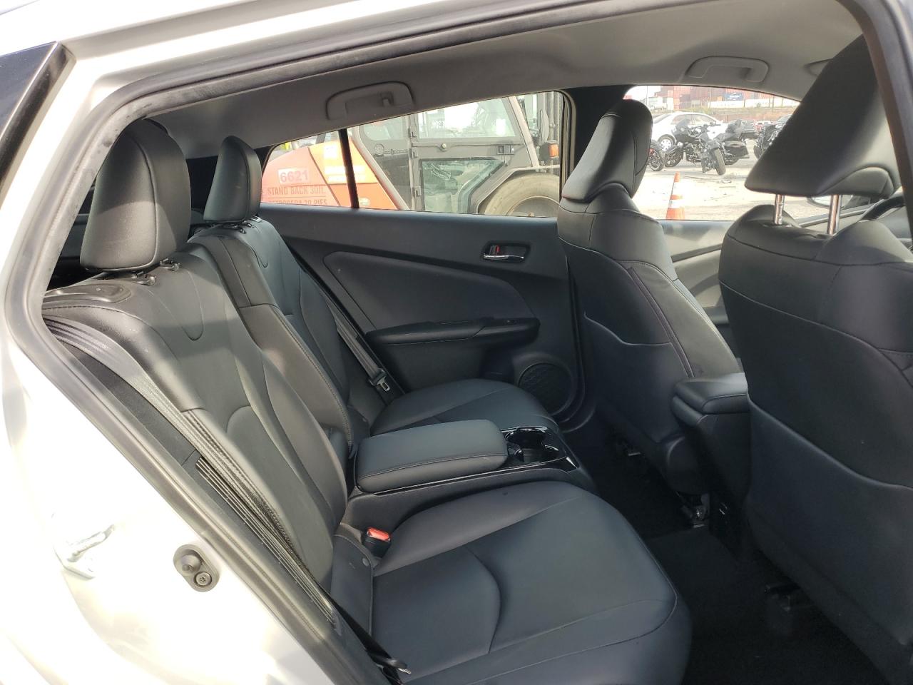 2017 Toyota Prius - Image 10
