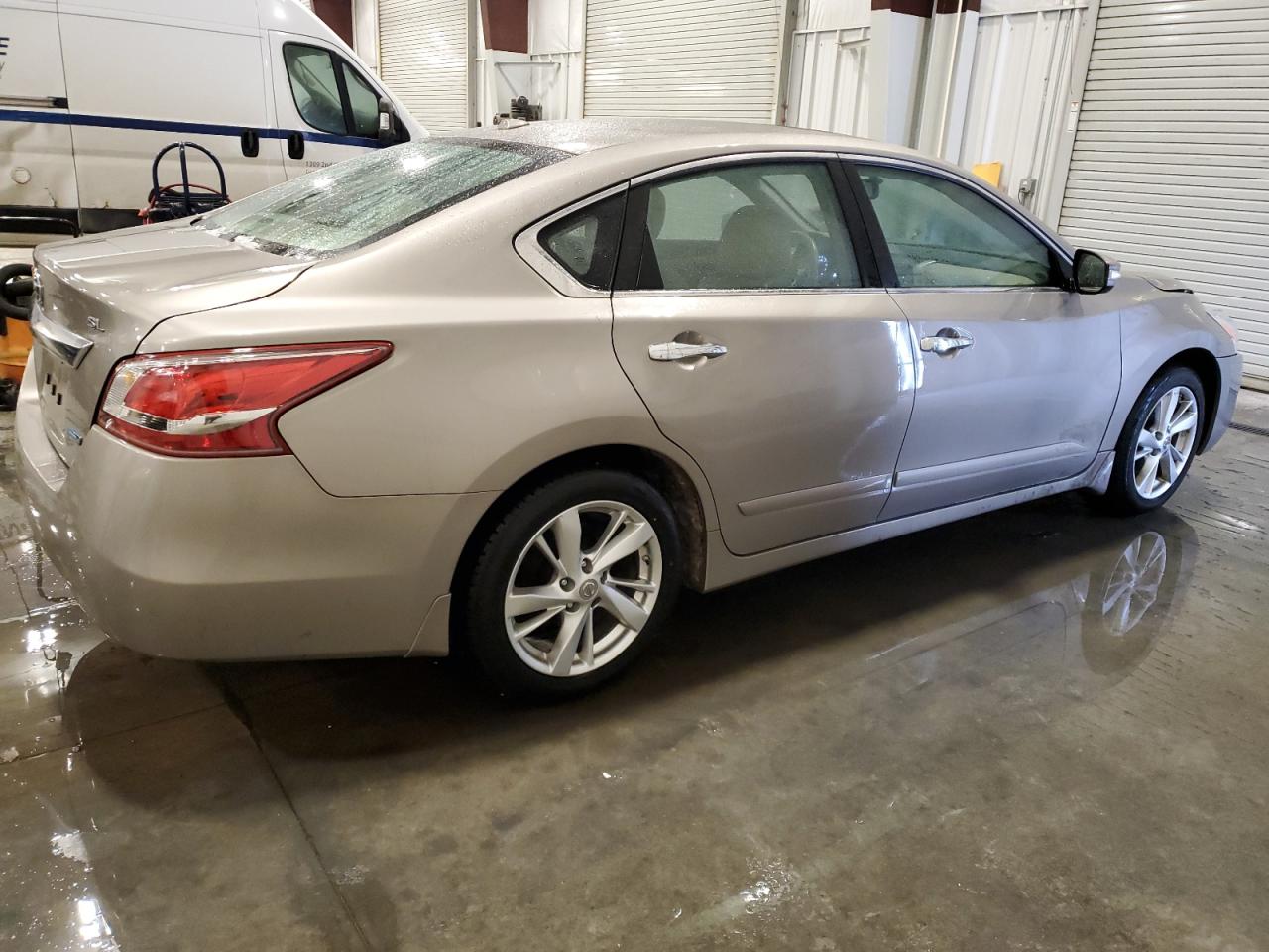2013 Nissan Altima - Image 3
