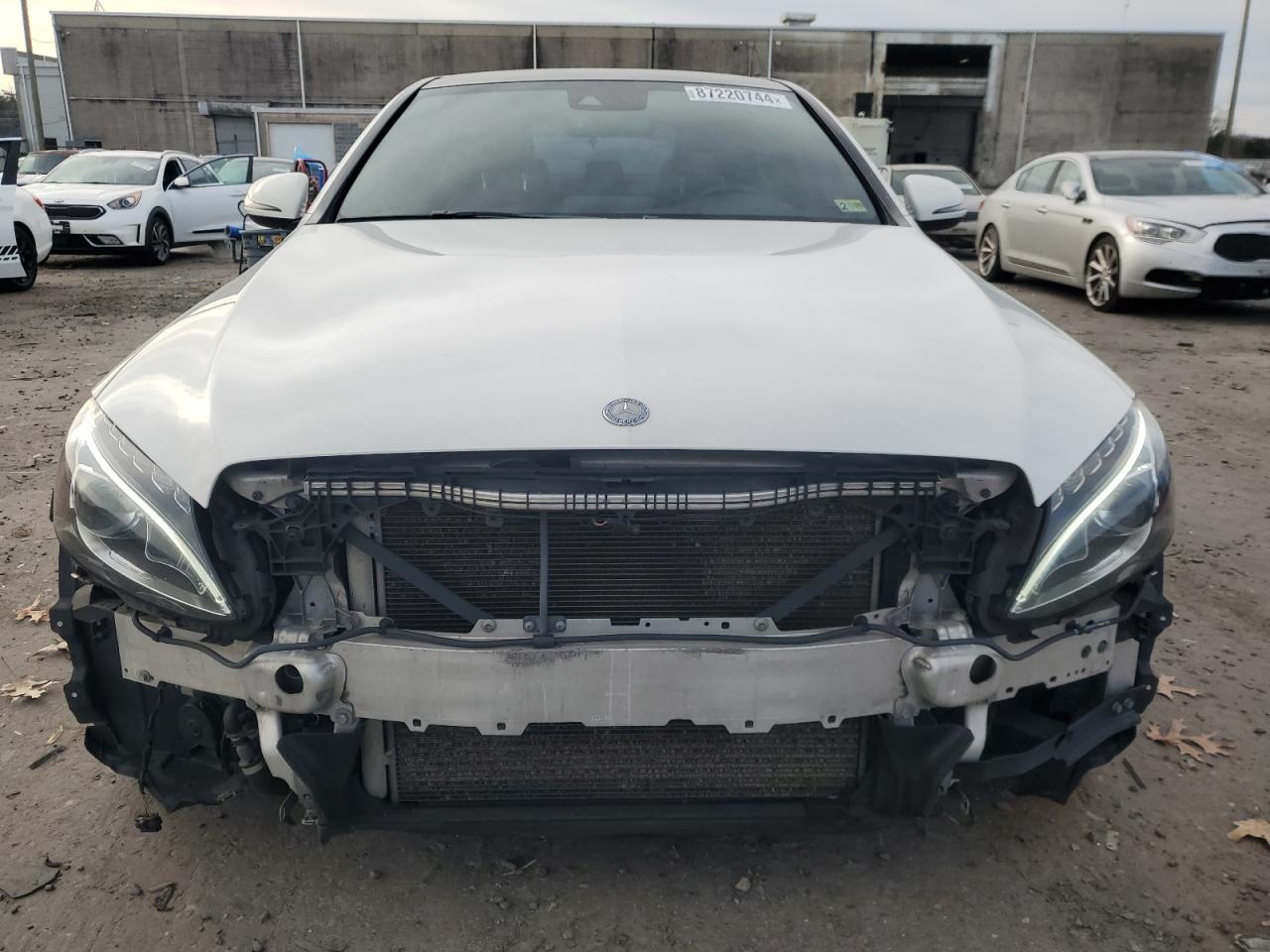 VIN 55SWF4KB9GU136443 2016 MERCEDES-BENZ C-CLASS no.5