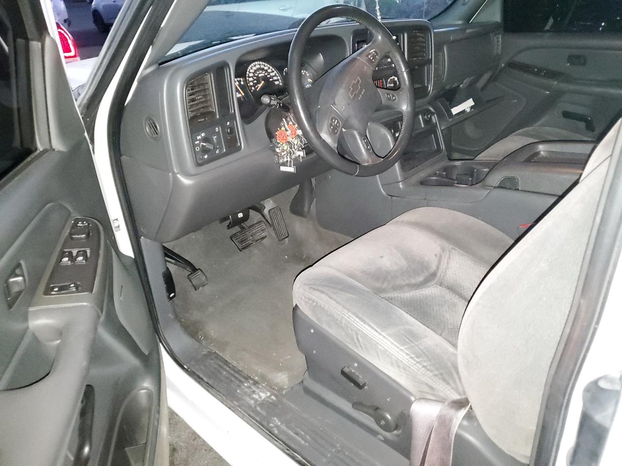 2005 Chevrolet Silverado C1500 VIN: 1GCEC19T85Z120616 Lot: 70782655